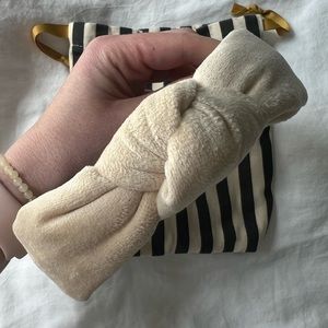 NWOT Slim latte velvet headband and dustbag by Lele Sadoughi
